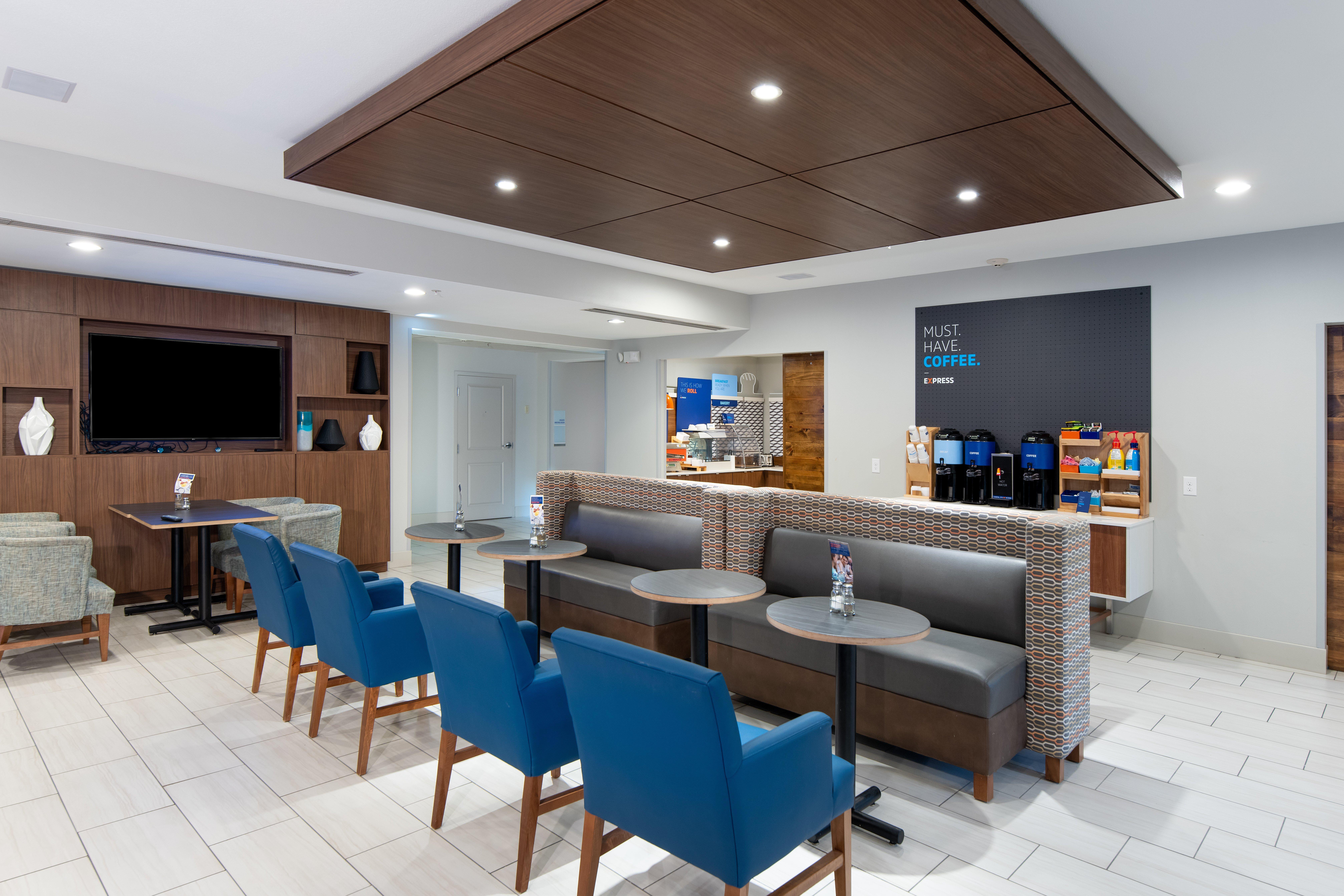 Express & Dallas South - By Ihg Hotel 2*