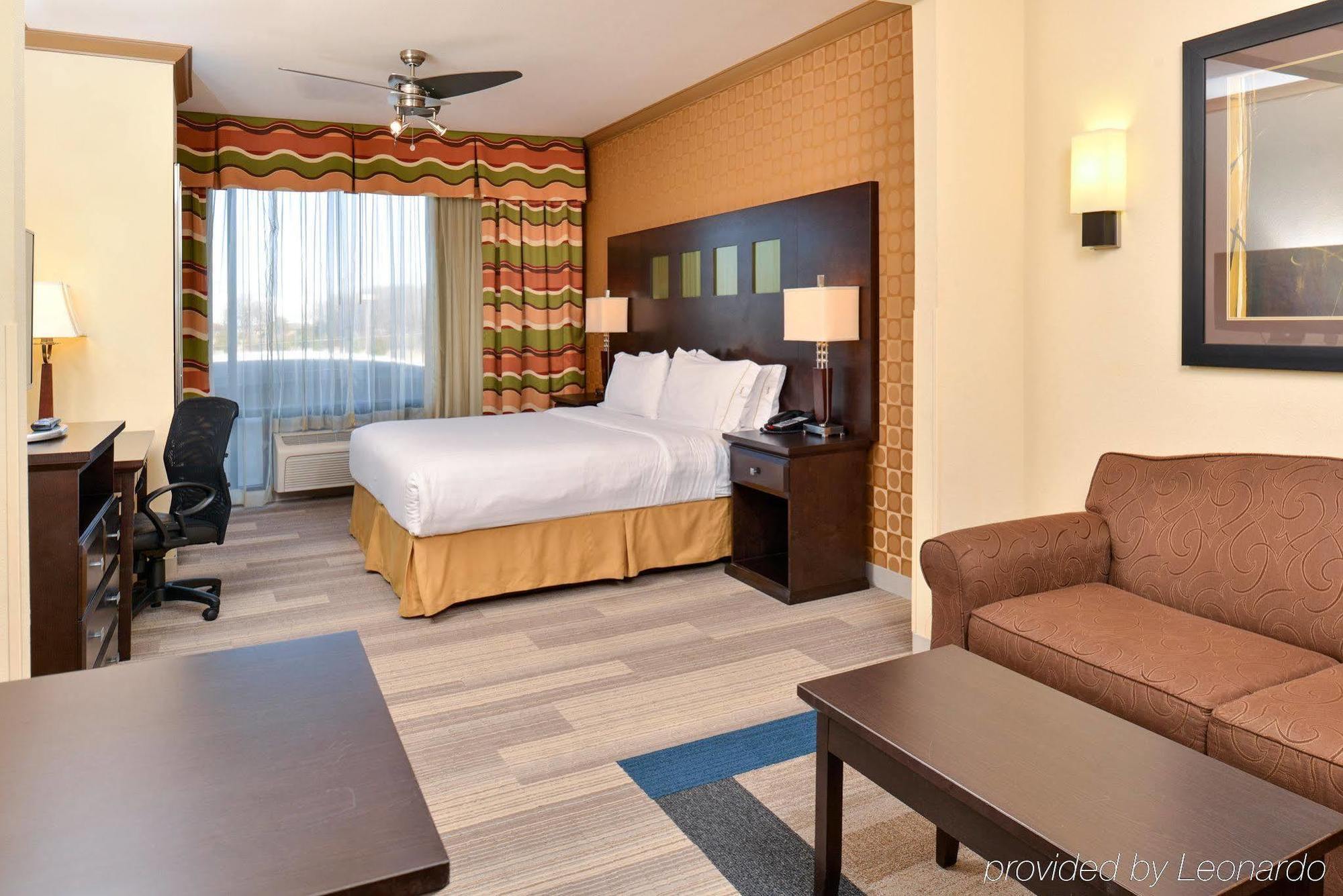 Express & Dallas South - By Ihg 2* DeSoto