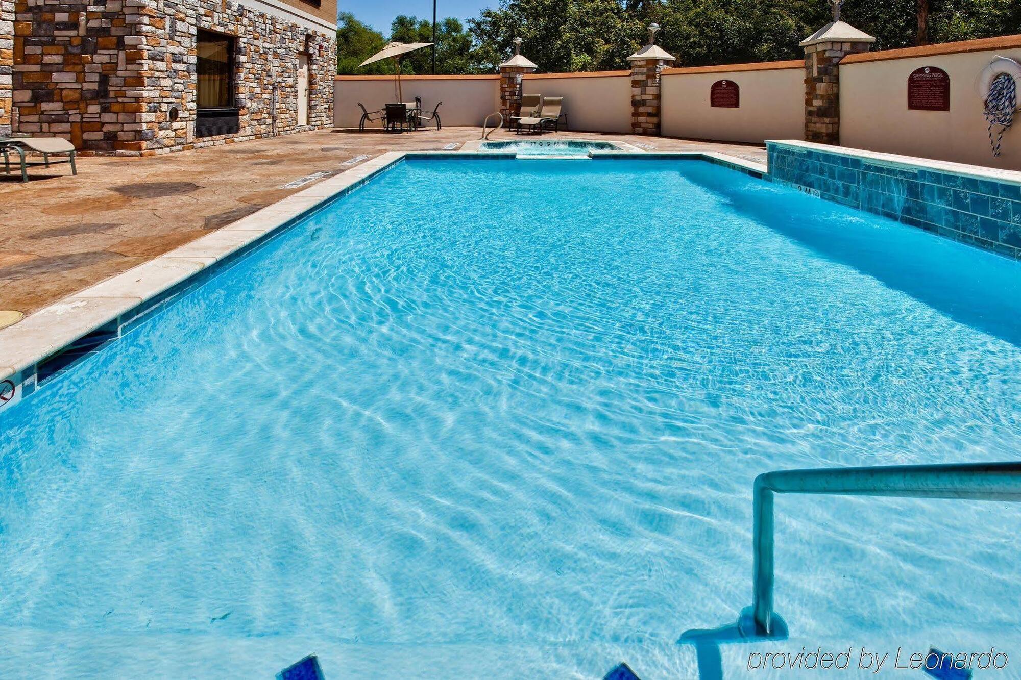 Hotel Express & Dallas South - By Ihg 2*