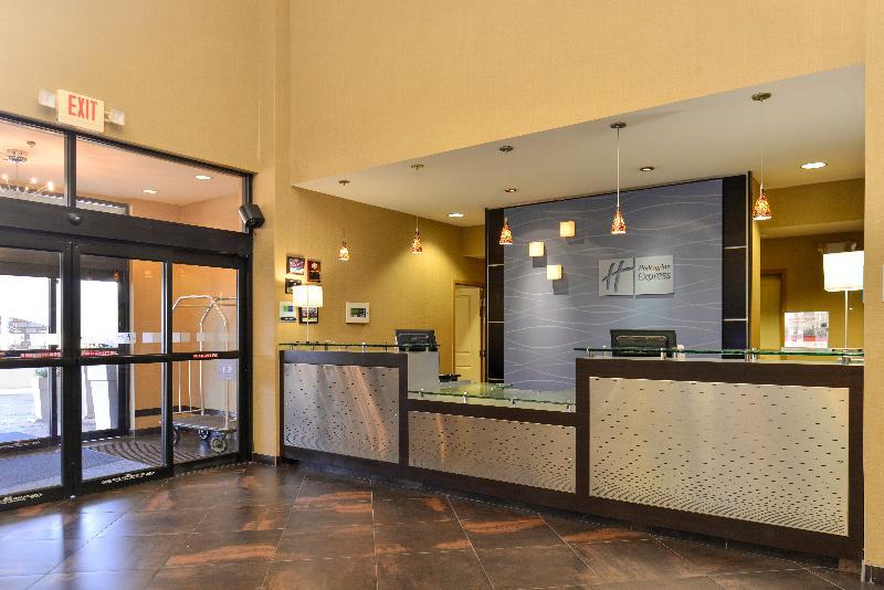 Express & Dallas South - By Ihg Hotel DeSoto