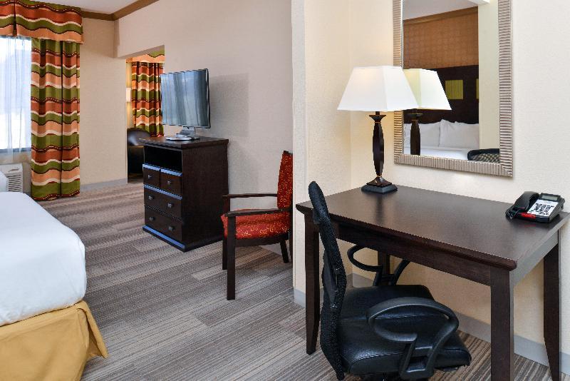 Express & Dallas South - By Ihg 2*