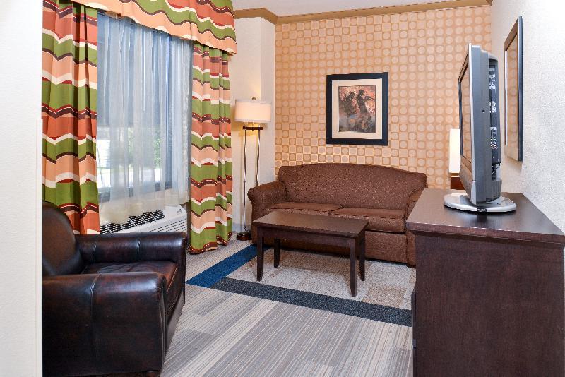Express & Dallas South - By Ihg DeSoto